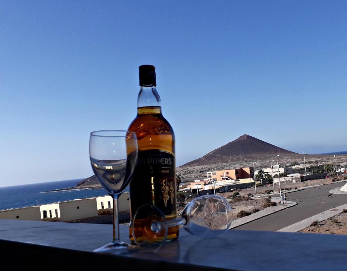 Apartment Barraquito, Balcony With Sea View, Close To The Beach, Wifi, Ideal For Surfers El Médano Екстериор снимка