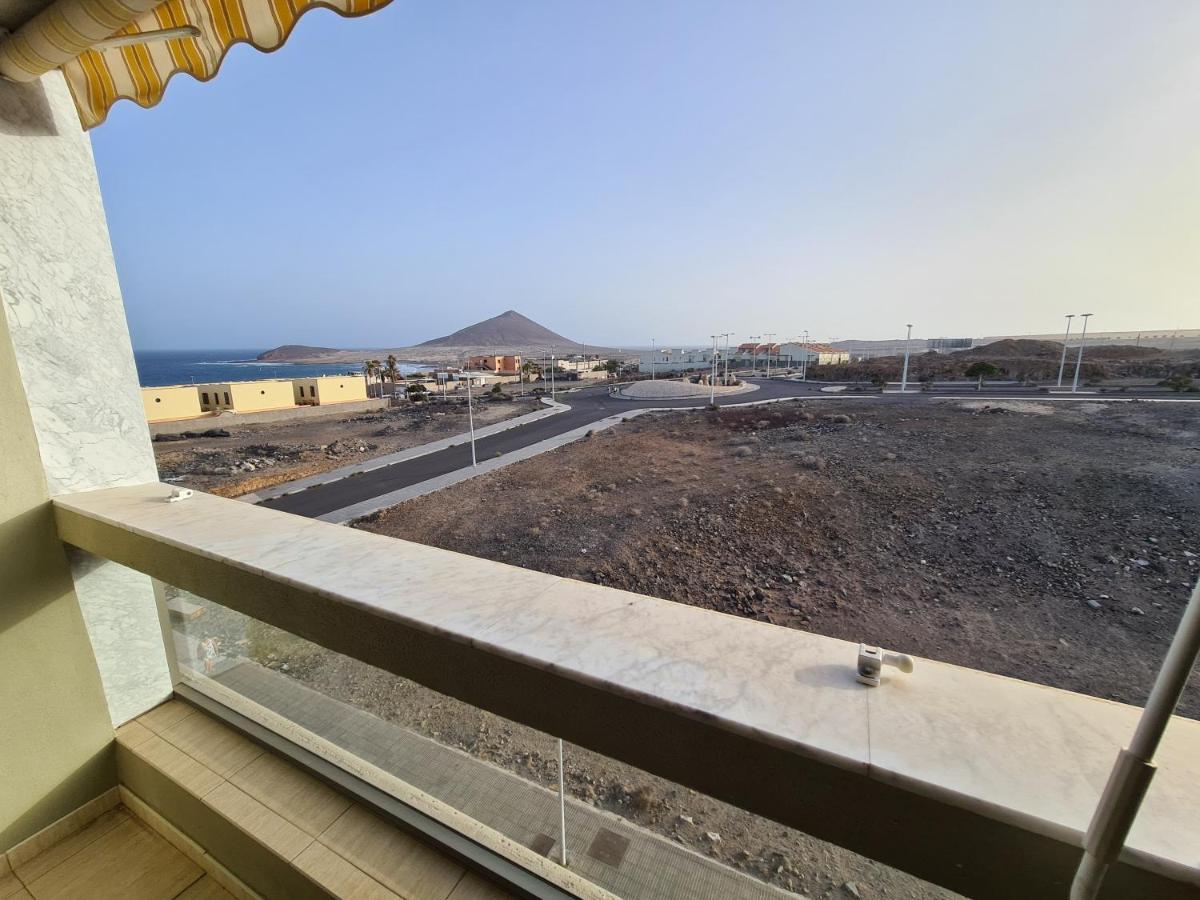Apartment Barraquito, Balcony With Sea View, Close To The Beach, Wifi, Ideal For Surfers El Médano Екстериор снимка