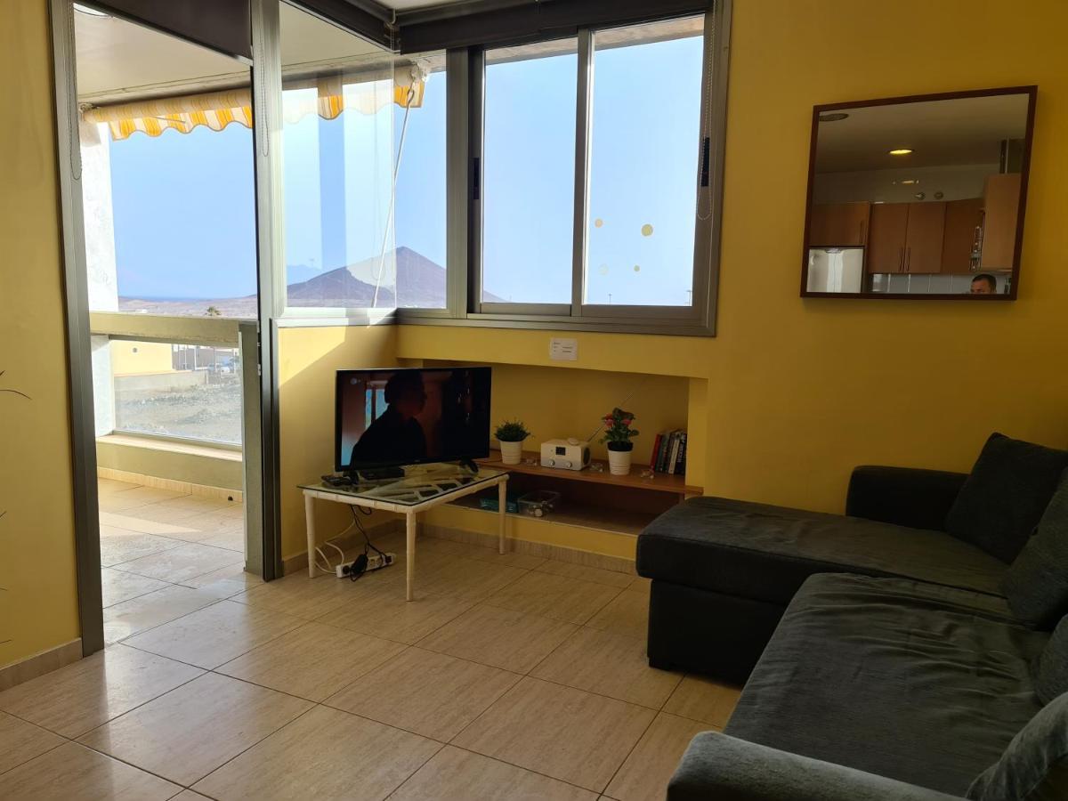 Apartment Barraquito, Balcony With Sea View, Close To The Beach, Wifi, Ideal For Surfers El Médano Екстериор снимка