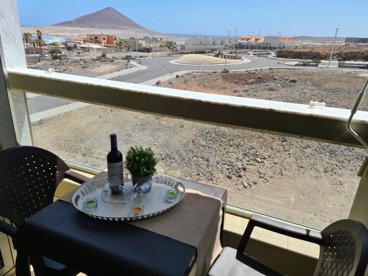 Apartment Barraquito, Balcony With Sea View, Close To The Beach, Wifi, Ideal For Surfers El Médano Екстериор снимка