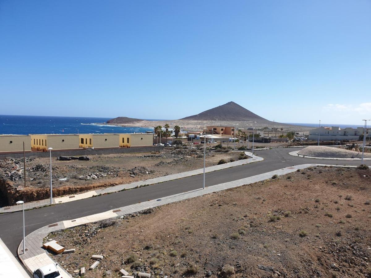 Apartment Barraquito, Balcony With Sea View, Close To The Beach, Wifi, Ideal For Surfers El Médano Екстериор снимка
